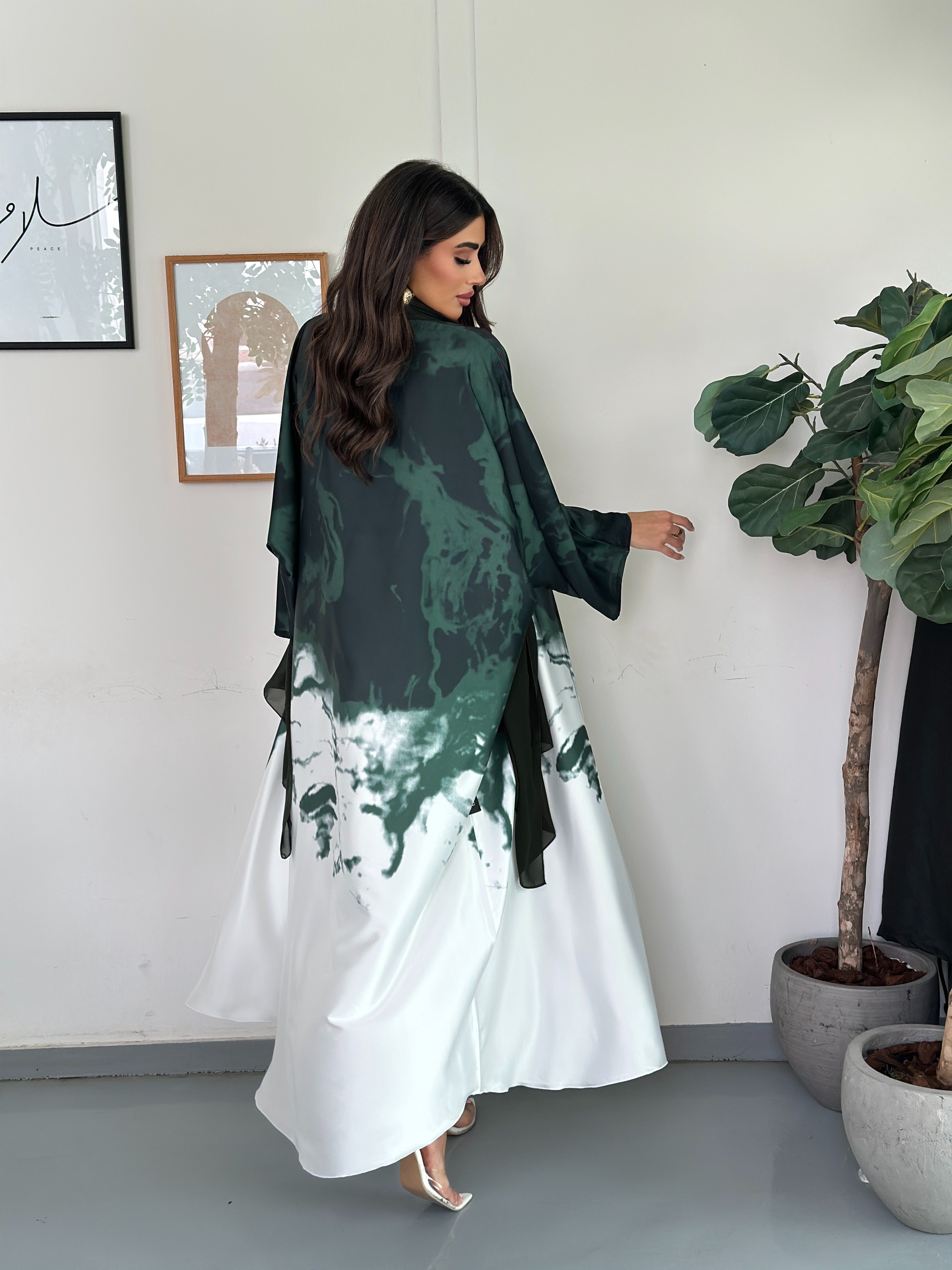 FN033 (Ready to Ship) summery ombre Abaya