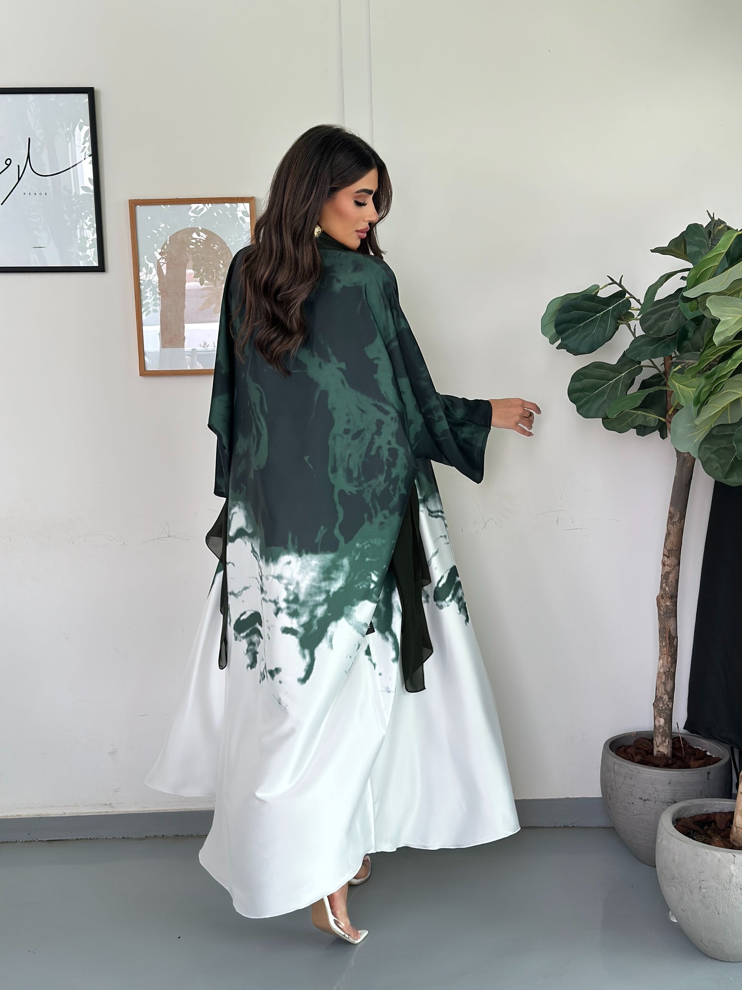 FN033 (Ready to Ship) summery ombre Abaya